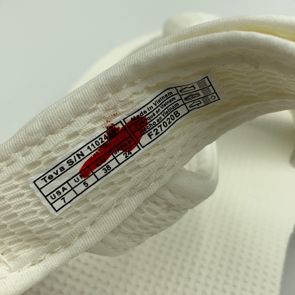 Teva Flatform Universal Mesh Bright White Sandals - Picture 4 of 6
